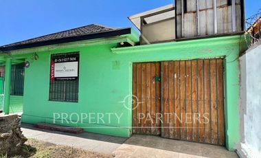 Estupenda casa uso comercial al lado del metro el parrón