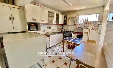 Gran casa, apta fines comerciales