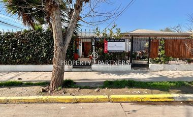 Gran terreno dos casas y dos locales comerciales