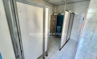 Venta de galpón comercial con oficinas