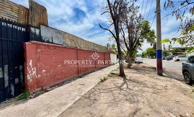 Gran terreno esquina, zona comercial