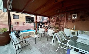 Gran casa con amplio patio