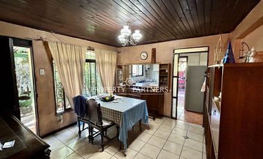 Casa con Gran Terreno en Ignacio Echeverría