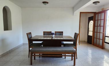 Casa en VENTA en San Javier cuenta con departamento independiente