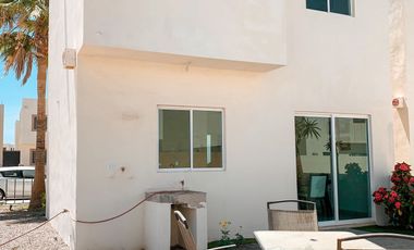 CASA EN VENTA EN MIRAMAR