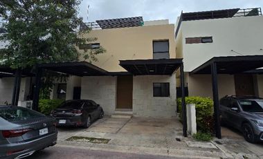 CASA EN RENTA EN RESIDENCIAL AQUA EN CANCÚN, 4 RECÁMARAS