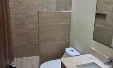 CASA EN RENTA EN RESIDENCIAL AQUA EN CANCÚN, 4 RECÁMARAS