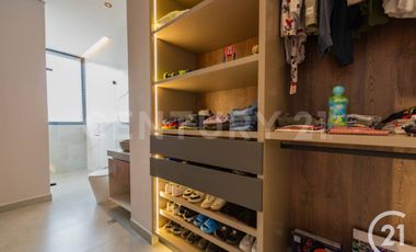 Se Renta Casa Nueva con acabados de lujo en exclusiva parcelación en la Estrella