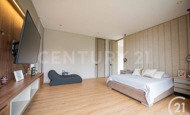 Se Renta Casa Nueva con acabados de lujo en exclusiva parcelación en la Estrella