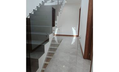 CASA RESIDENCIAL EN VENTA AL SUR DE PACHUCA, HGO