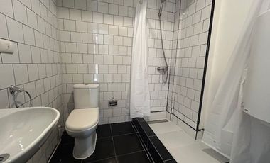 Arriendo oficina en calle San Antonio