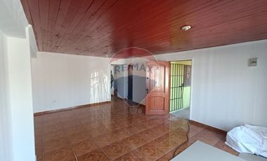 INCREIBLE PRECIO! CASA CON DEPARTAMENTO INTERIOR
