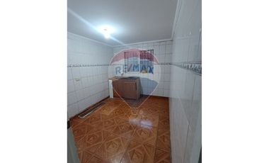 INCREIBLE PRECIO! CASA CON DEPARTAMENTO INTERIOR