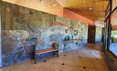 Exclusiva Casa 6D+7B - San Esteban - Los Andes