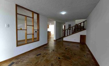 CASA EN ARRIENDO EN CHIPRE - MANIZALES