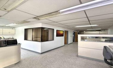 OFICINA EN VENTA EN EL CENTRO/PEREIRA