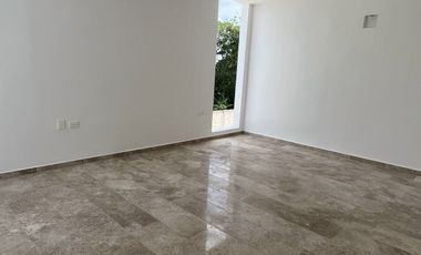 CASA VENTA MERIDA 3 RECAMARAS Y PISCINA EN PRIVADA CON AMENIDADES CONKAL