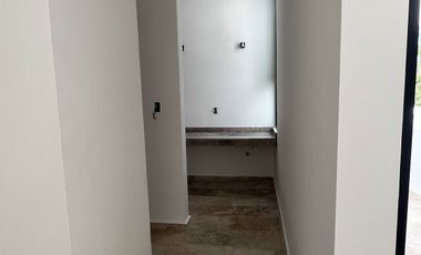 CASA VENTA MERIDA 3 RECAMARAS Y PISCINA EN PRIVADA CON AMENIDADES CONKAL