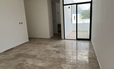 CASA VENTA MERIDA 3 RECAMARAS Y PISCINA EN PRIVADA CON AMENIDADES CONKAL