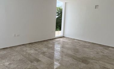 CASA VENTA MERIDA 3 RECAMARAS Y PISCINA EN PRIVADA CON AMENIDADES CONKAL