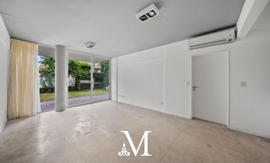 Departamento tipo Casa en  Venta 2 Amb con Jardin-Parrilla-1 Cochera-Colegiales