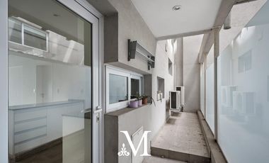 Departamento tipo Casa en  Venta 2 Amb con Jardin-Parrilla-1 Cochera-Colegiales