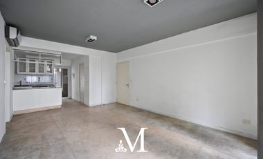 Departamento tipo Casa en  Venta 2 Amb con Jardin-Parrilla-1 Cochera-Colegiales