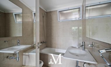 Departamento tipo Casa en  Venta 2 Amb con Jardin-Parrilla-1 Cochera-Colegiales
