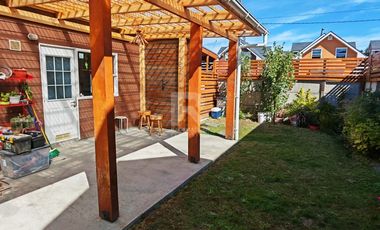 OPORTUNIDAD.  LINDA CASA EN QUILÉN BAJO SECTOR MIRADOR.