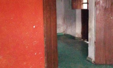CASA PARA REMODELAR EN VENTA EN ESQUINA, EN EL PUEBLO MAGICO DE IZAMAL.