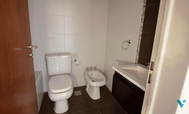 Departamento en alquiler en  Castelar centro amplio monoambiente