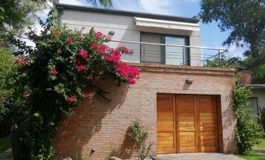 Casa en alquiler - 3 Dormitorios 4 Baños - Cochera - 1.200Mts2 - Guillermo Hudson