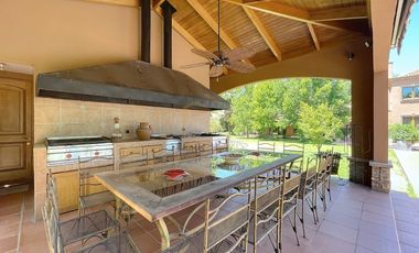 LOS LIRIOS/EL GOLF ZONA NORTE