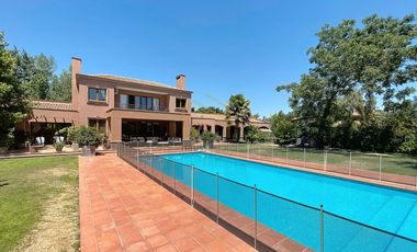 LOS LIRIOS/EL GOLF ZONA NORTE