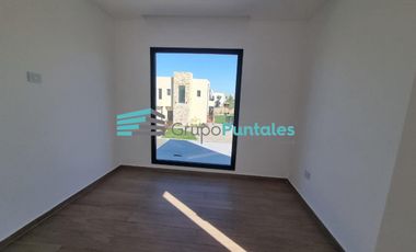 Casa en venta con 5 Dormitorios y pileta en Barrio Lagos de Canning