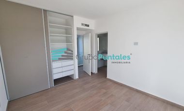 Casa en venta con 5 Dormitorios y pileta en Barrio Lagos de Canning