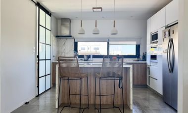 Casa en  venta en el barrio Lagos de Canning