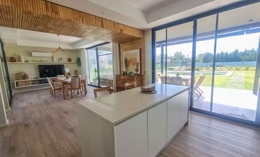 Venta casa 3 dormitorios Puerto Roldan. 1 planta