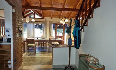 Casa 3 Dormitorios Funes con Piscina