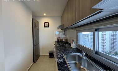 Venta departamento 3 ambientes con balcón y cochera en Wilde