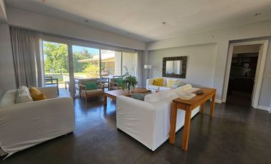 Casa en Pilara