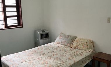 Casa muy cerca del centro y a 20 min de la playa