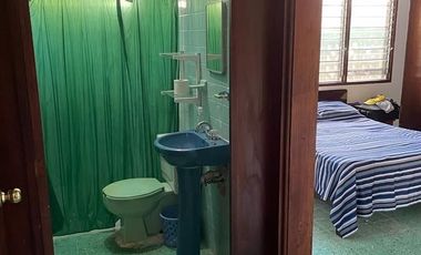 Casa muy cerca del centro y a 20 min de la playa