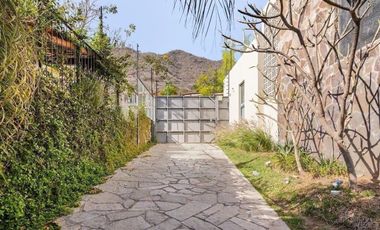 Copropiedad casa en venta amueblada en Raquet Club San Juan Cosalá