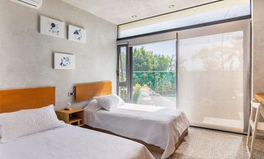 Copropiedad casa en venta amueblada en Raquet Club San Juan Cosalá