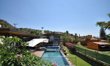 Copropiedad casa en venta amueblada en Raquet Club San Juan Cosalá