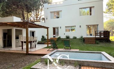 Casa en  venta de 5 ambientes, en Costa Esmeralda, Residencial I al 100