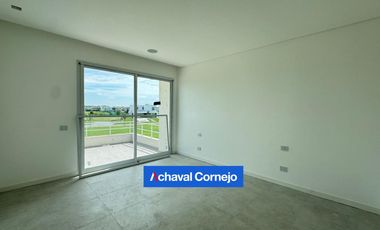 Casa en  venta - 4 dormitorios y pileta. Barrio Riberas