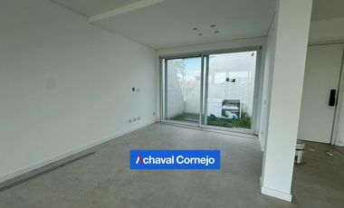 Casa en  venta - 4 dormitorios y pileta. Barrio Riberas