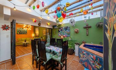 Casa Corazones
